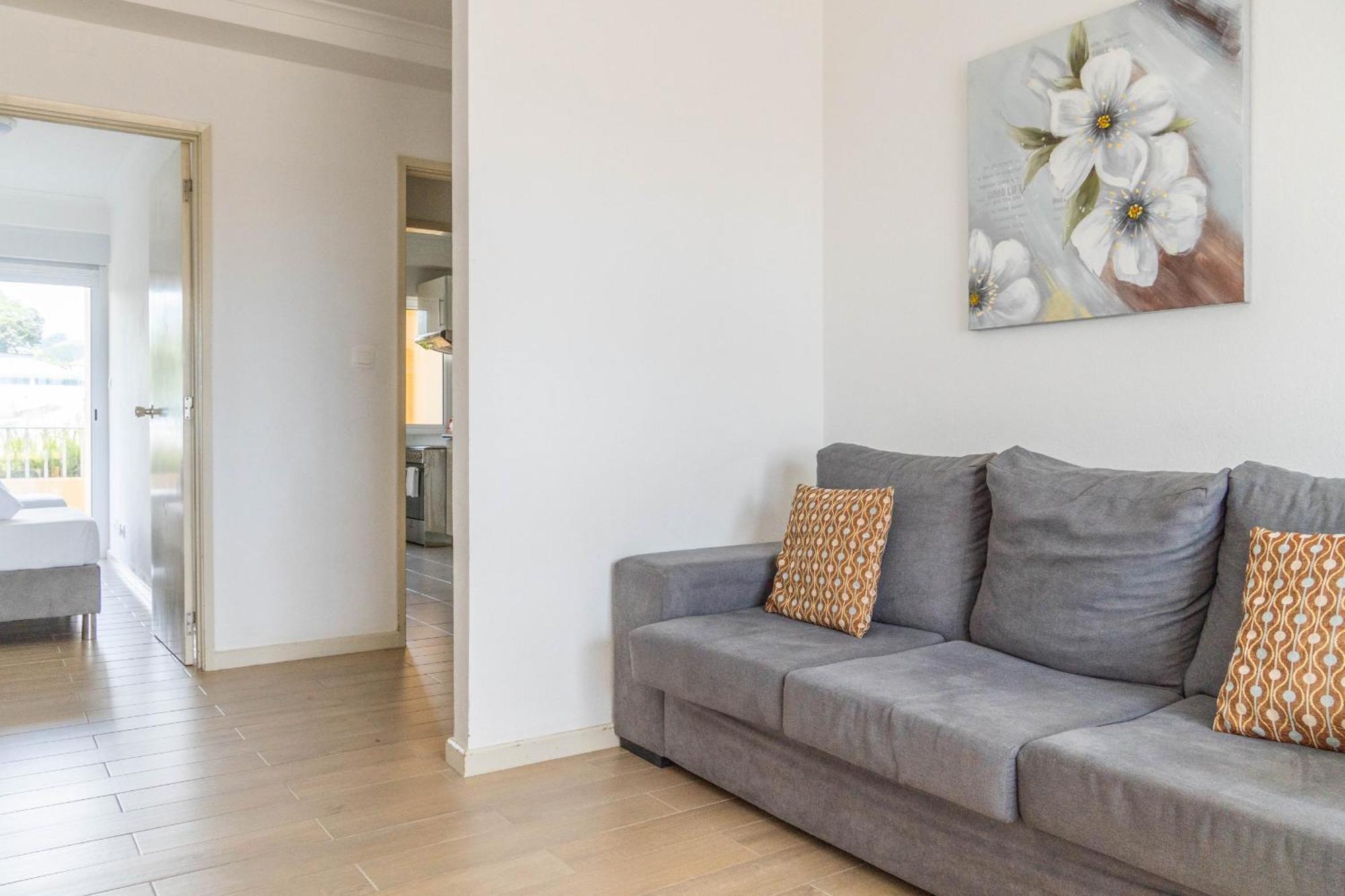 Apartamento Mae De Deus Πόντα Ντελγκάντα Εξωτερικό φωτογραφία