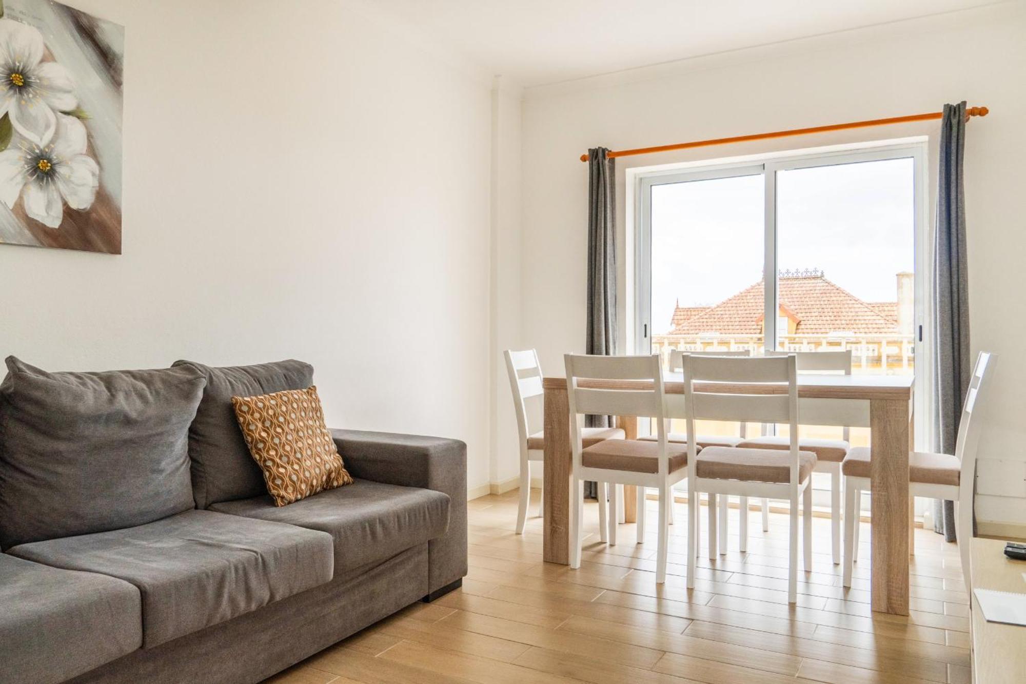 Apartamento Mae De Deus Πόντα Ντελγκάντα Εξωτερικό φωτογραφία