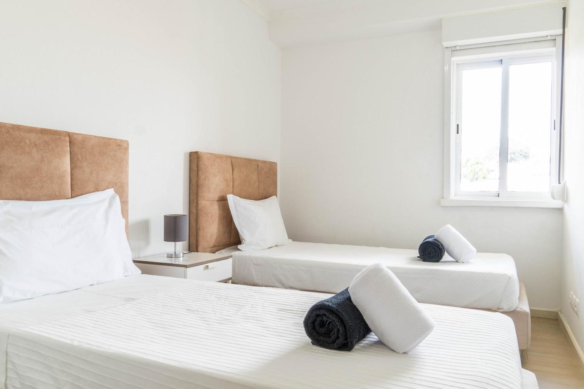 Apartamento Mae De Deus Πόντα Ντελγκάντα Εξωτερικό φωτογραφία