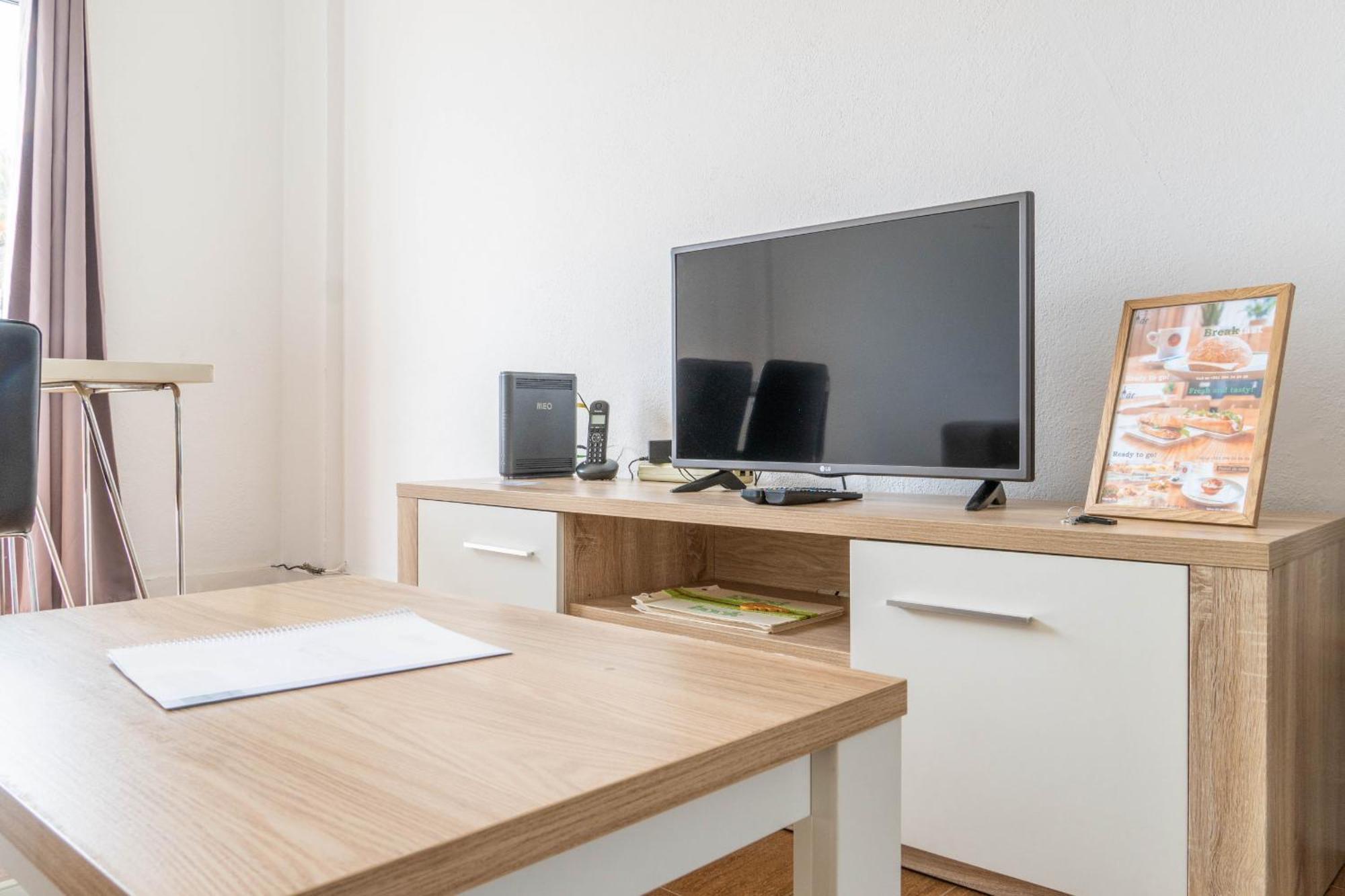 Apartamento Mae De Deus Πόντα Ντελγκάντα Εξωτερικό φωτογραφία