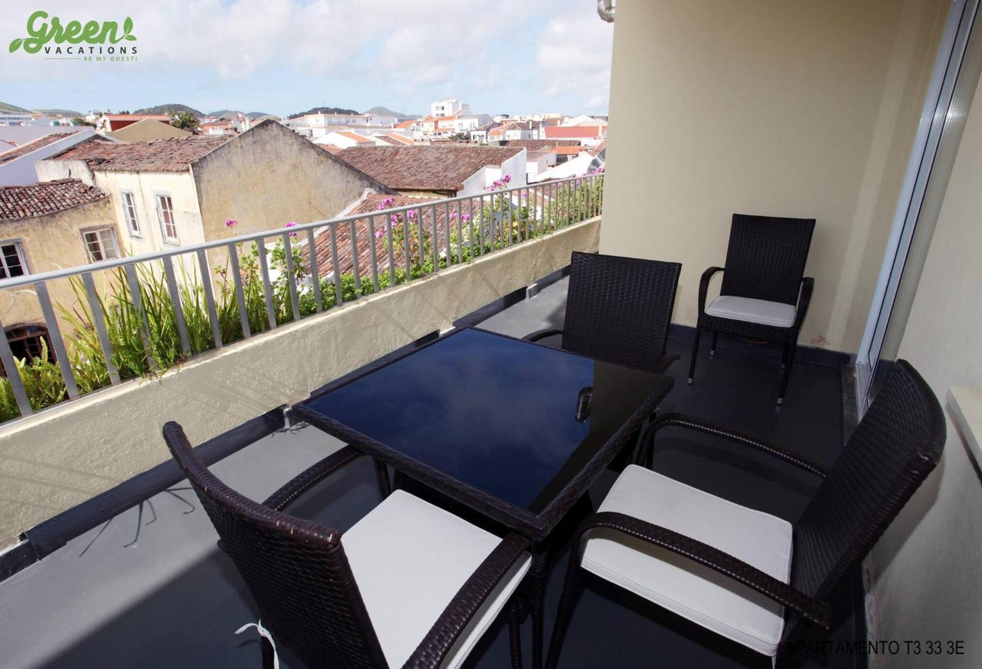 Apartamento Mae De Deus Πόντα Ντελγκάντα Εξωτερικό φωτογραφία
